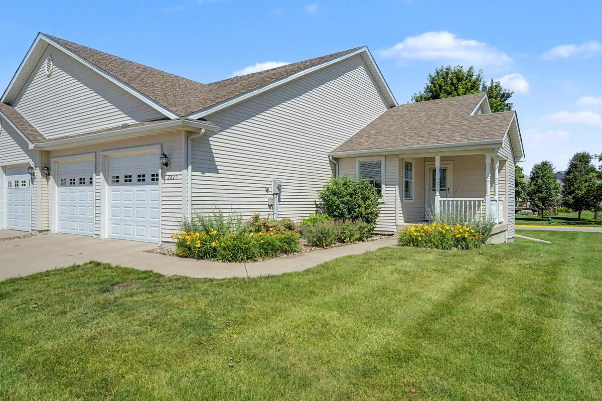 2821 Buckingham Court, Ames, IA 50010 - #1