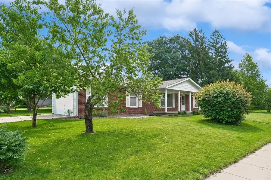 2818 Eisenhower Avenue, Ames, IA 50010 - #2