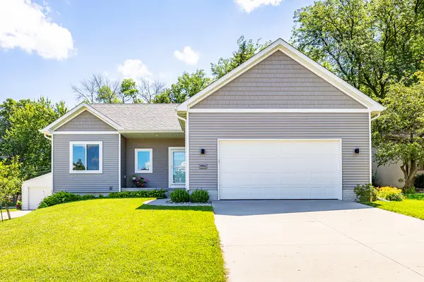 1906 Duff Avenue, Ames, IA 50010