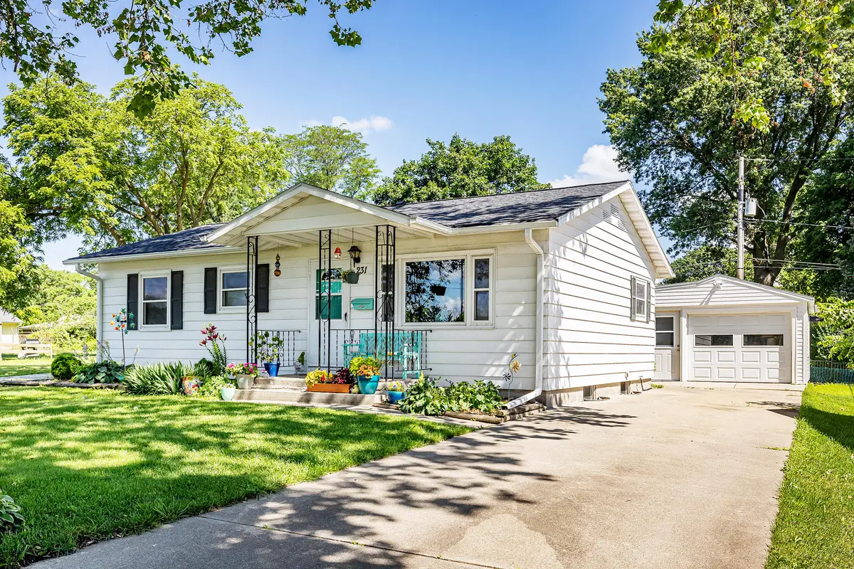 231 20th Street, Ames, IA 50010 - #1
