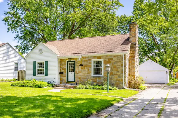 1122 Burnett Avenue, Ames, IA 50010