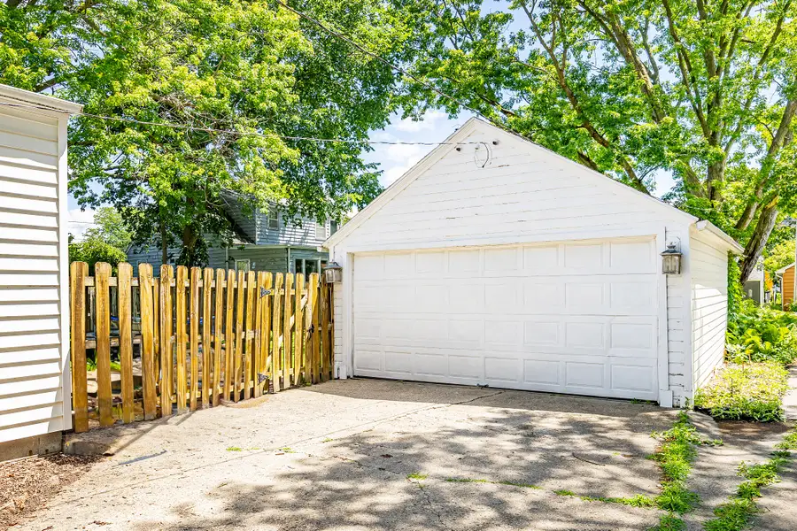 1122 Burnett Avenue, Ames, IA 50010 - #3