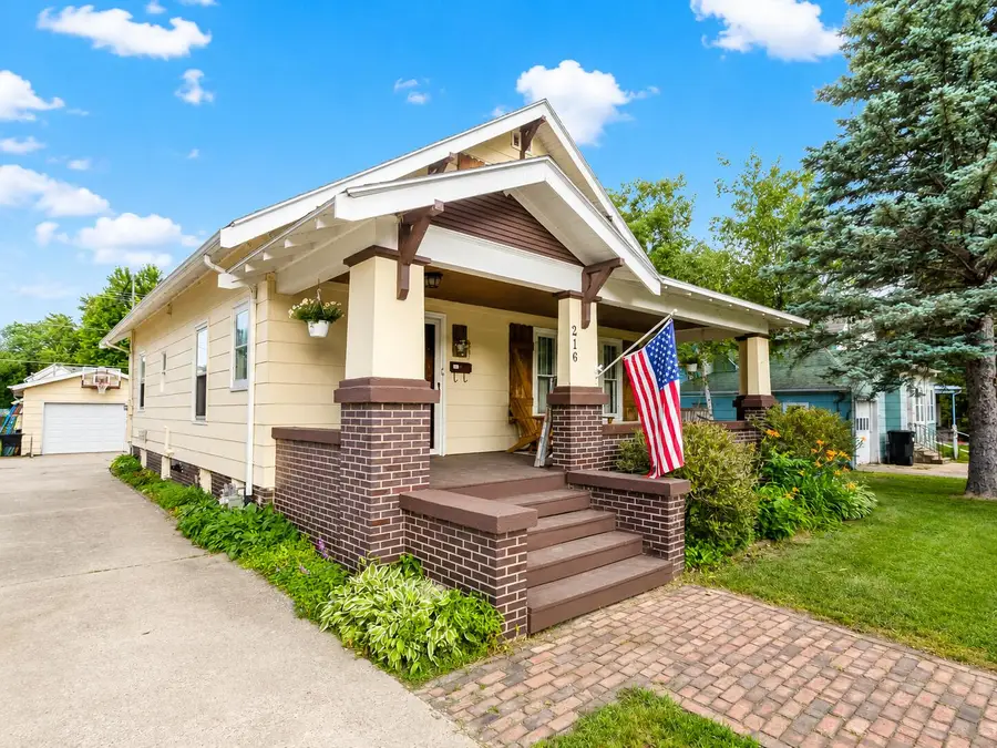 216 Benton Street, Boone, IA 50036 - #2