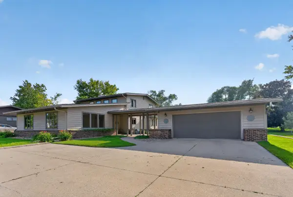 2017 Duff Avenue, Ames, IA 50010