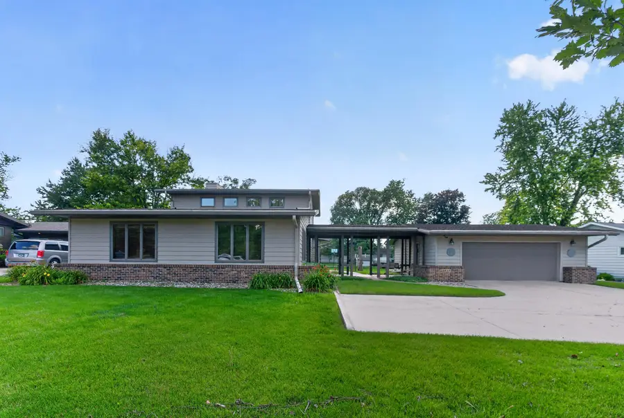 2017 Duff Avenue, Ames, IA 50010 - #2
