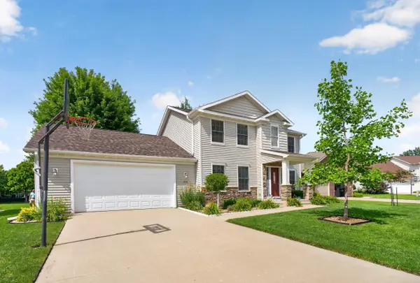 2421 Yorkshire Circle, Ames, IA 50010
