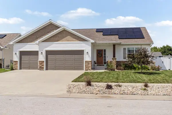 301 Hawthorne Circle, Gilbert, IA 50105