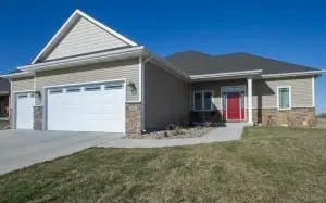 3401 Red Fox Road, Ames, IA 50014
