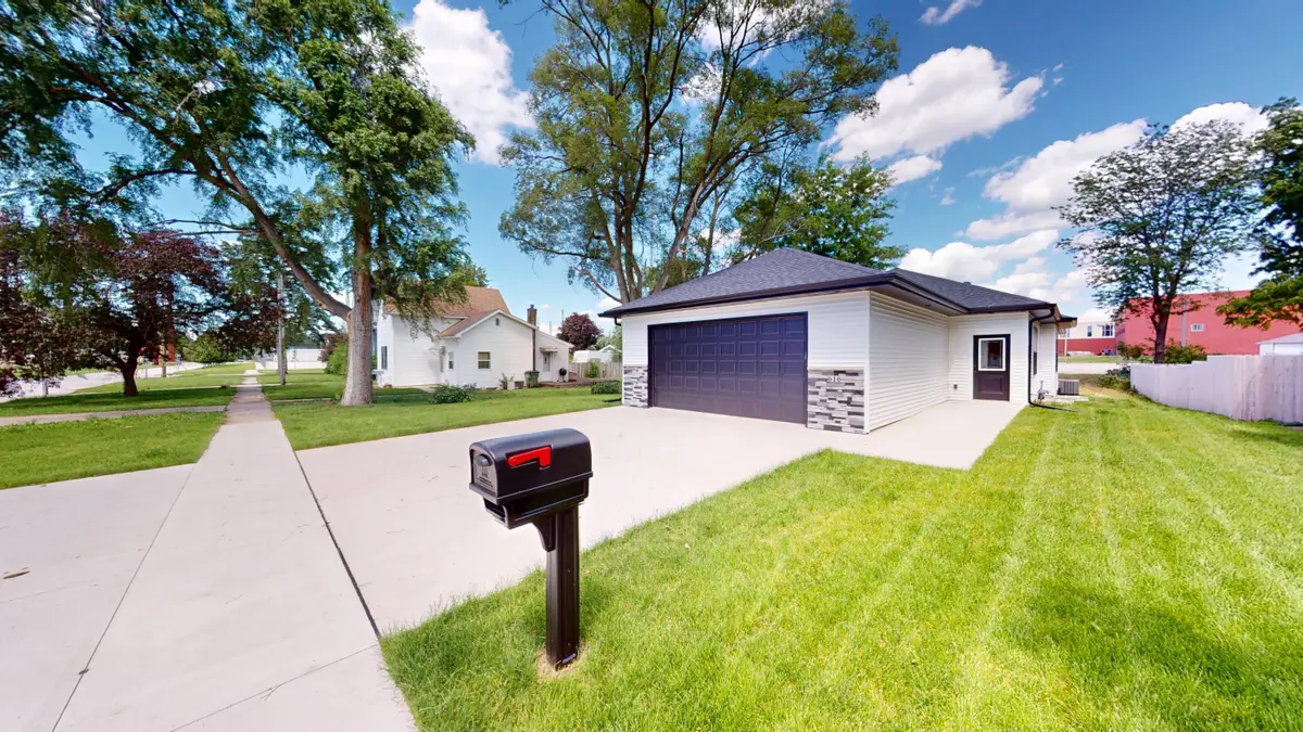 616 Harrison Street, Boone, IA 50036 - #1