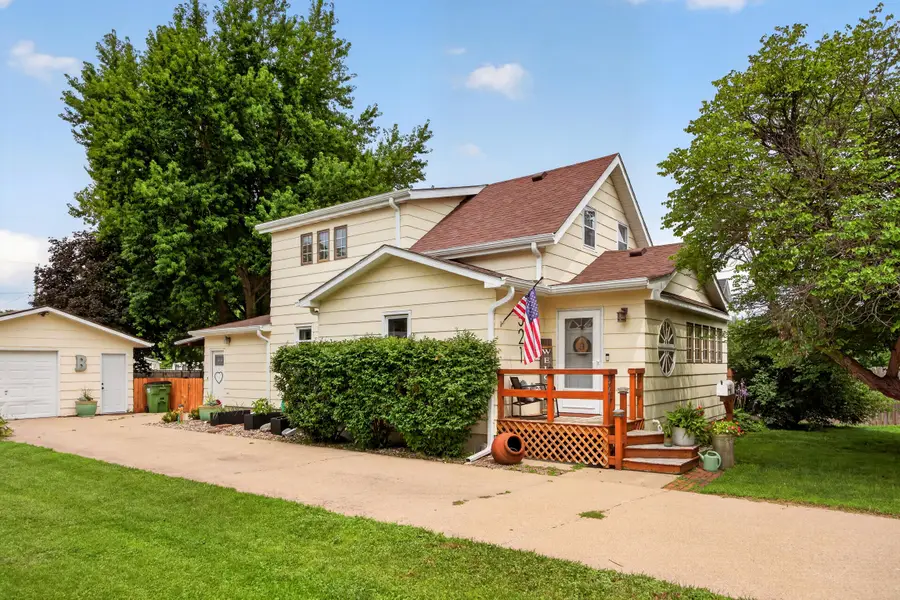 521 Clinton Street, Boone, IA 50036 - #2