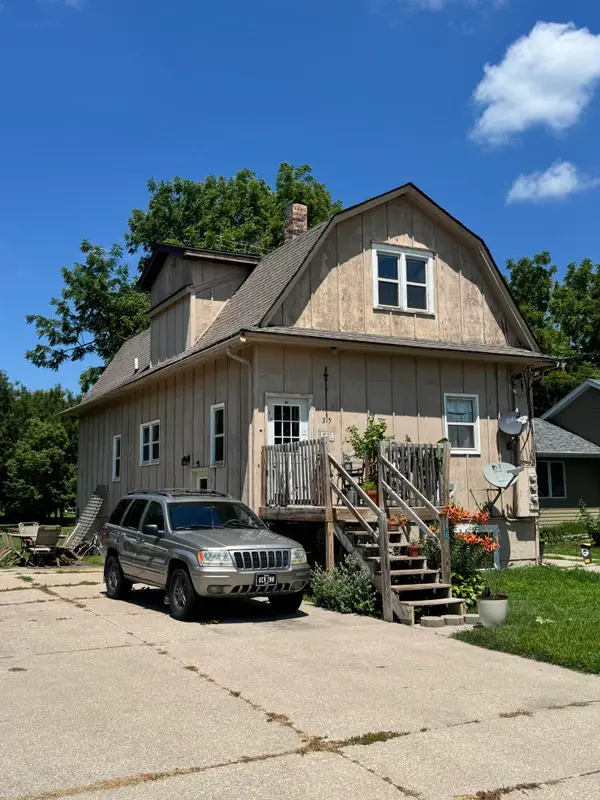215 Cedar Street, Story City, IA 50248