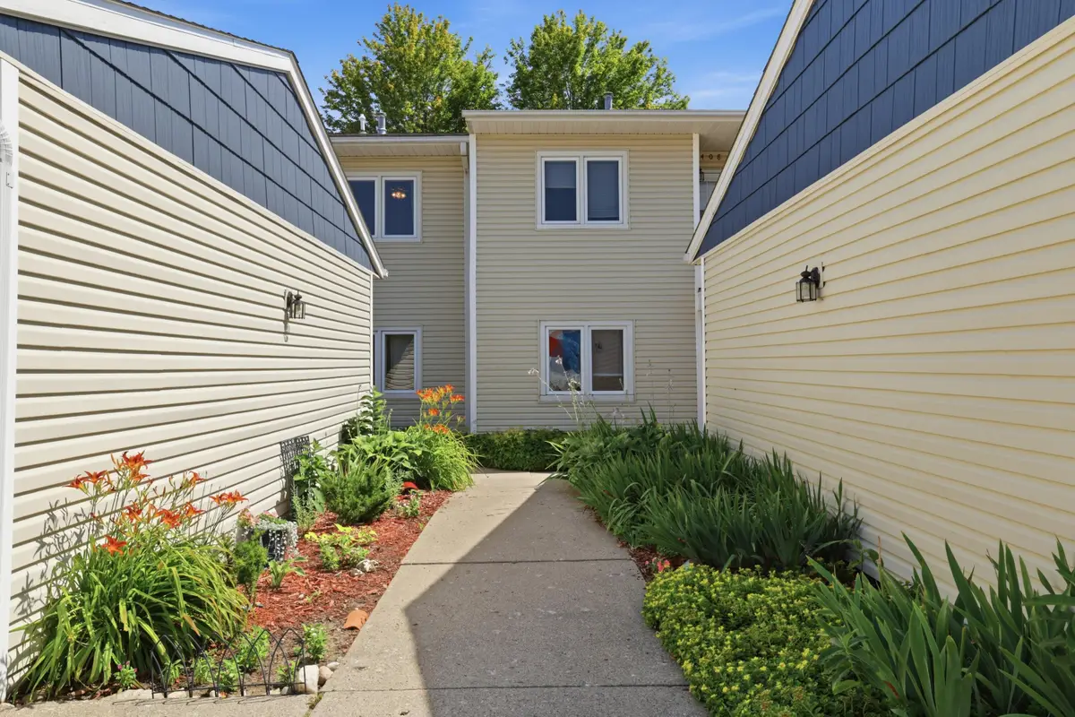 412 Faulkner Court, Ames, IA 50014 - #1