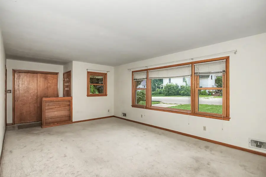 321 Edwards Street, Jewell, IA 50130 - #3