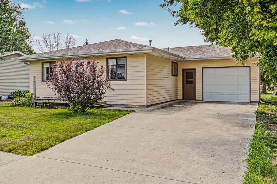 225 S Green Street, Roland, IA 50236 - #3