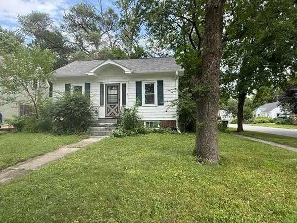1202 Curtiss Avenue, Ames, IA 50010