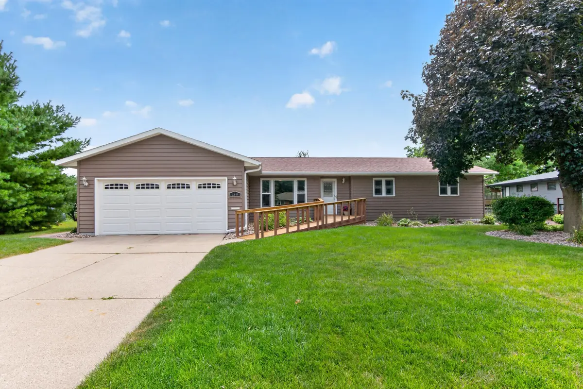 2944 Monroe Drive, Ames, IA 50010 - #1