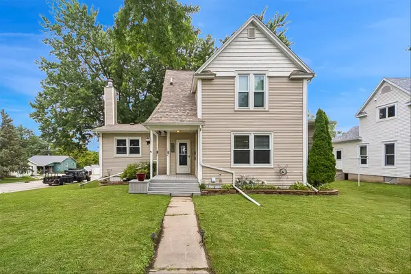 602 4th Street, Nevada, IA 50201