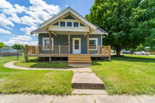 610 Fruitt Avenue, McCallsburg, IA 50154
