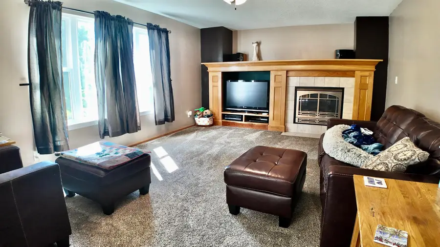 5909 NW 96th Court, Johnston, IA 50131 - #3