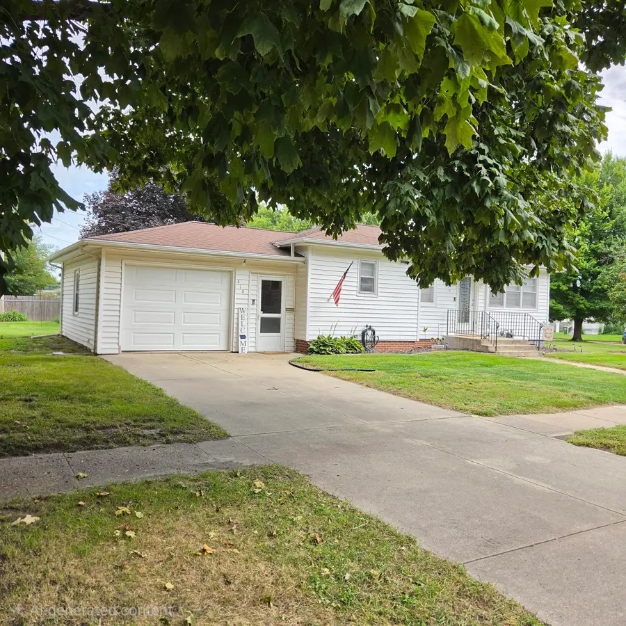 410 Clinton Street, Boone, IA 50036 - #2