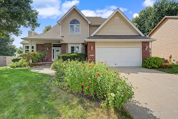 4712 94th Place, Urbandale, IA 50322