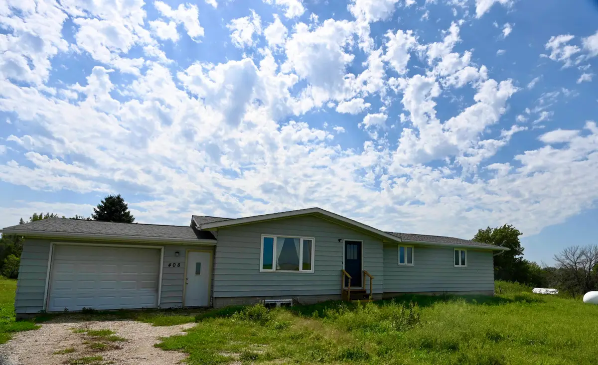 408 E King Street, Bradgate, IA 50520 - #1