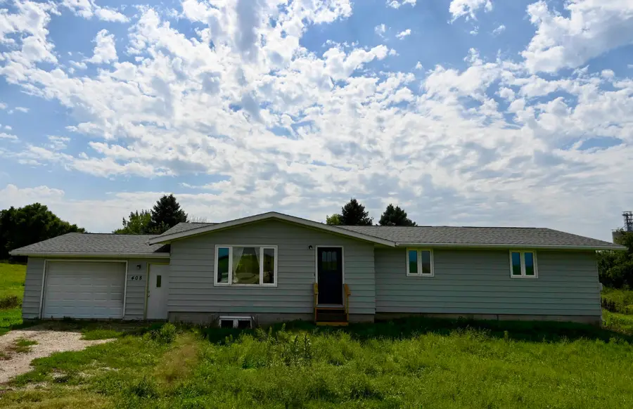 408 E King Street, Bradgate, IA 50520 - #3