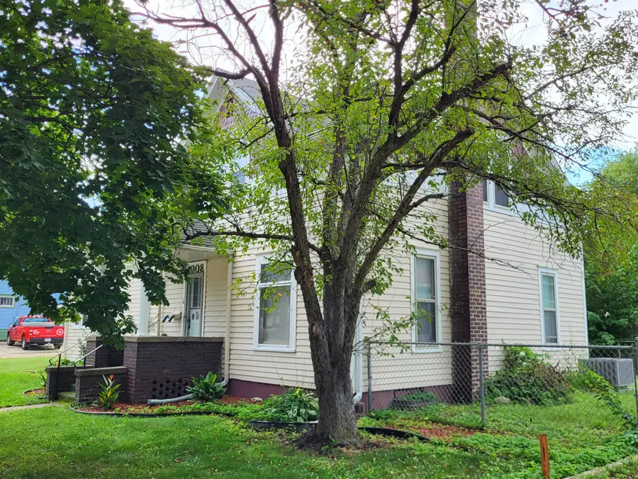 1008 Mamie Eisenhower Avenue, Boone, IA 50036 - #3