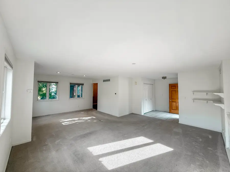 2220 Hamilton Drive, Ames, IA 50014 - #3