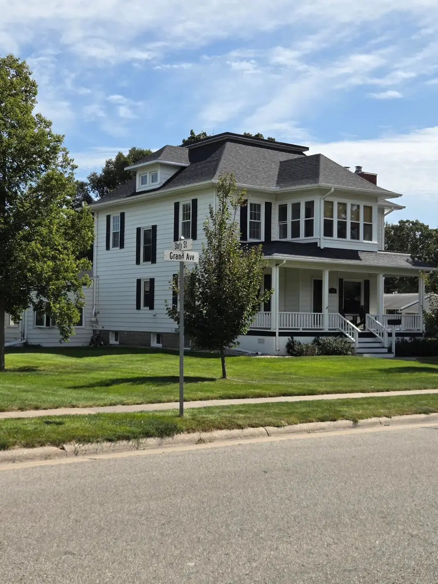 704 Grand Avenue, Story City, IA 50248 - #2