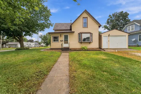 602 8th Street, Nevada, IA 50201