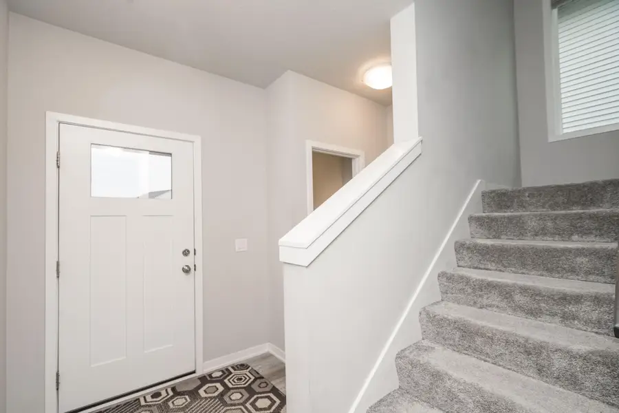16632 Oakwood Drive, Urbandale, IA 50323 - #3