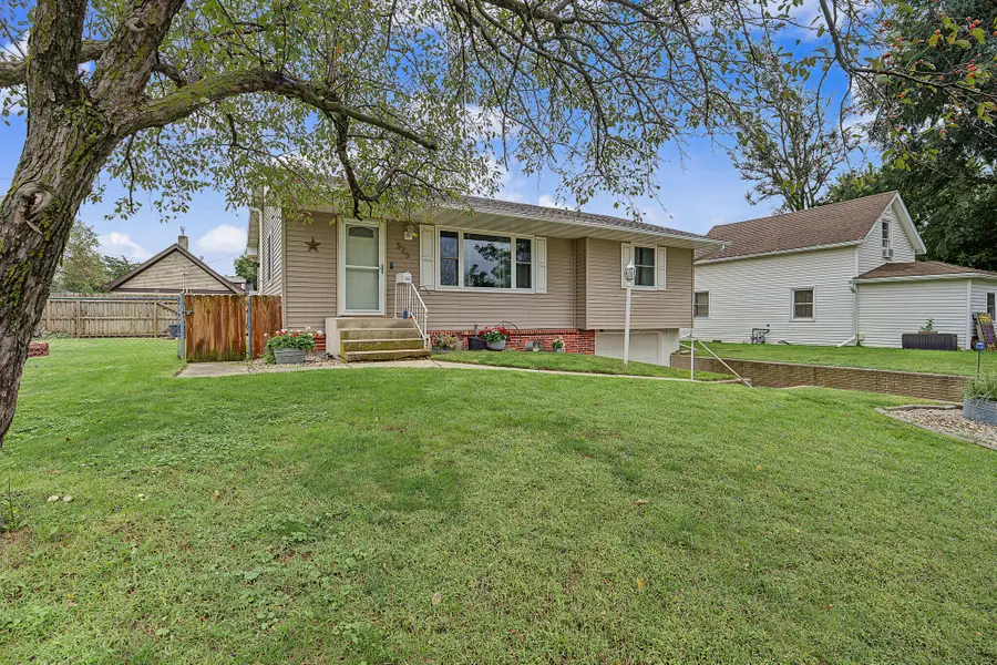 525 5th Street, Nevada, IA 50201 - #2