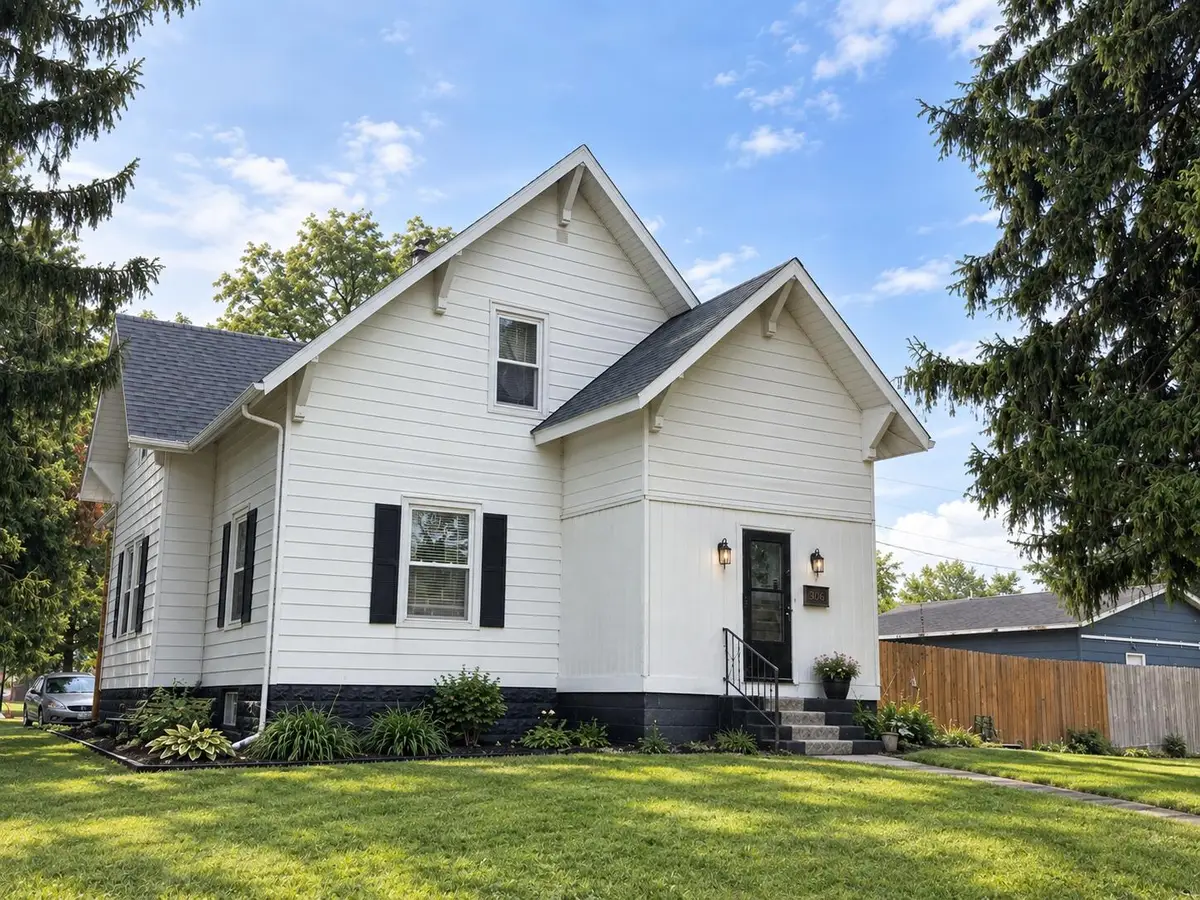 306 4th Street, Boxholm, IA 50040 - #1