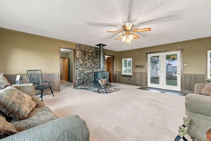 58805 260th Street, Nevada, IA 50201 - #3