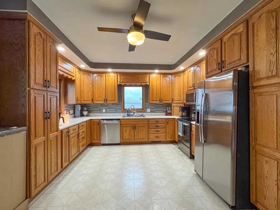 2768 Johnson Avenue, Fort Dodge, IA 50501 - #3