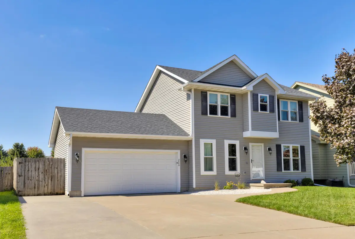 2004 Country Cove Lane, Altoona, IA 50009 - #1