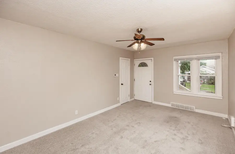 1441 Richmond Avenue, Des Moines, IA 50316 - #2