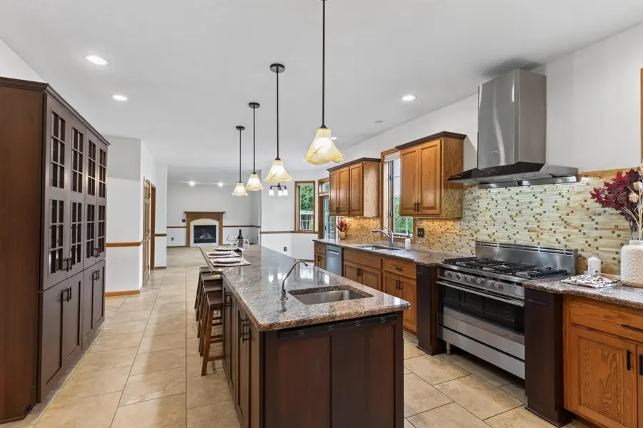 3502 Valley View Road, Ames, IA 50014 - #3