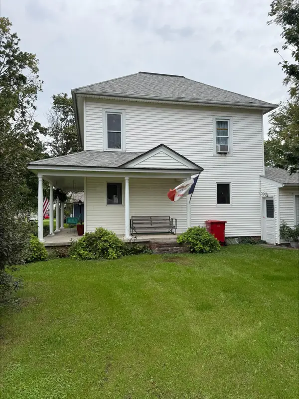 302 E Division Street, Ogden, IA 50212