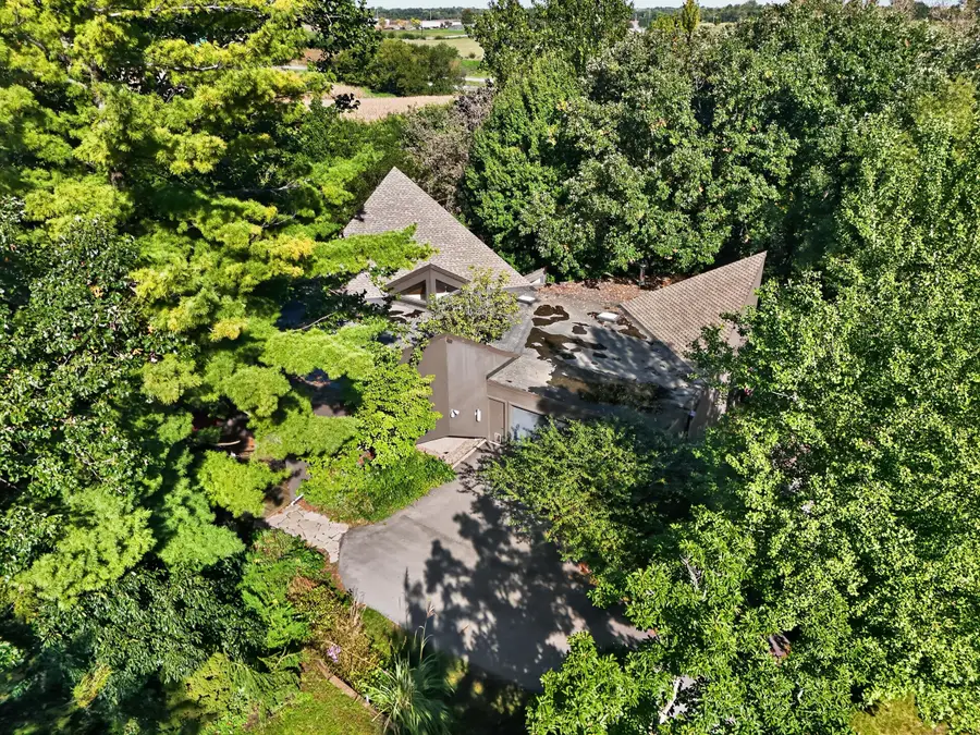 1955 Meadow Glen, Ames, IA 50014 - #3