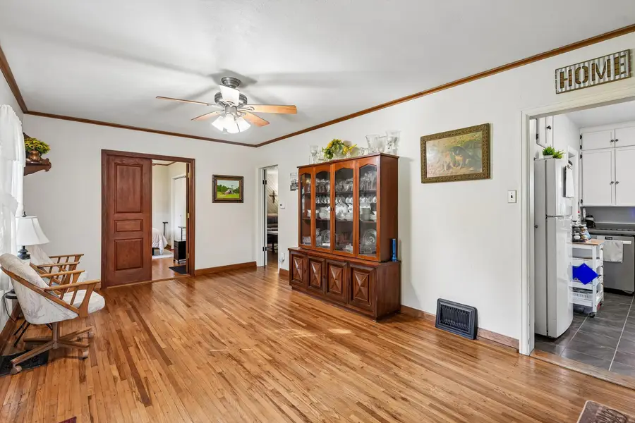 1221 Scott Avenue, Ames, IA 50014 - #2