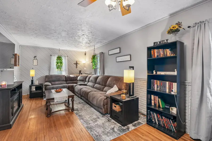 1221 Scott Avenue, Ames, IA 50014 - #3