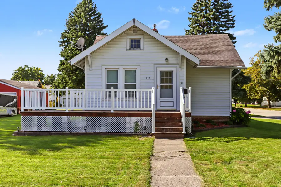 723 Elm Avenue, Story City, IA 50248 - #2