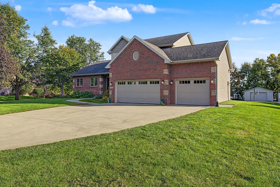 2860 NW 74th Avenue, Ankeny, IA 50023 - #3