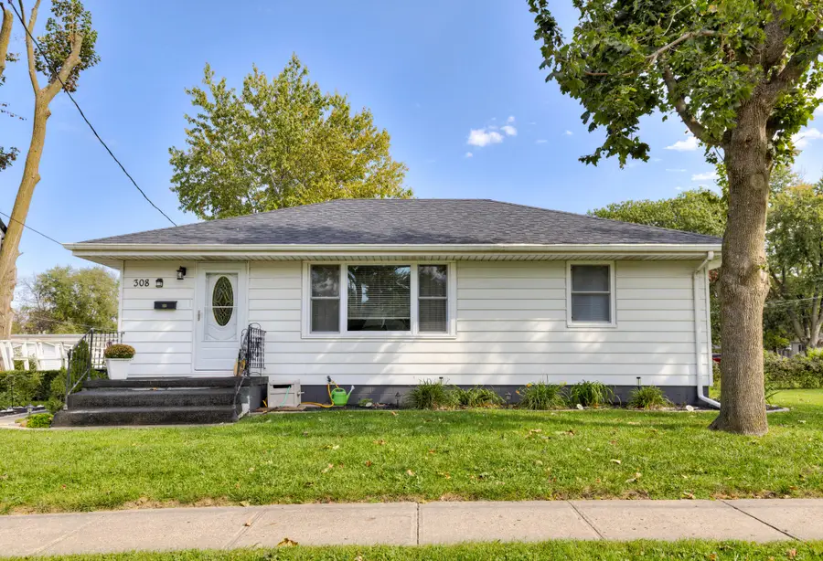308 S G Street, Indianola, IA 50125 - #3
