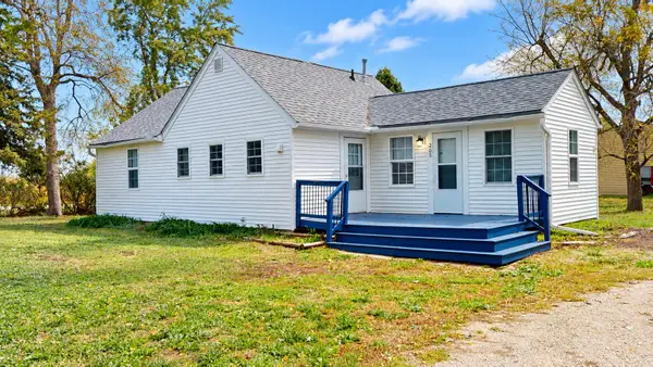 205 9th Avenue, State Center, IA 50247