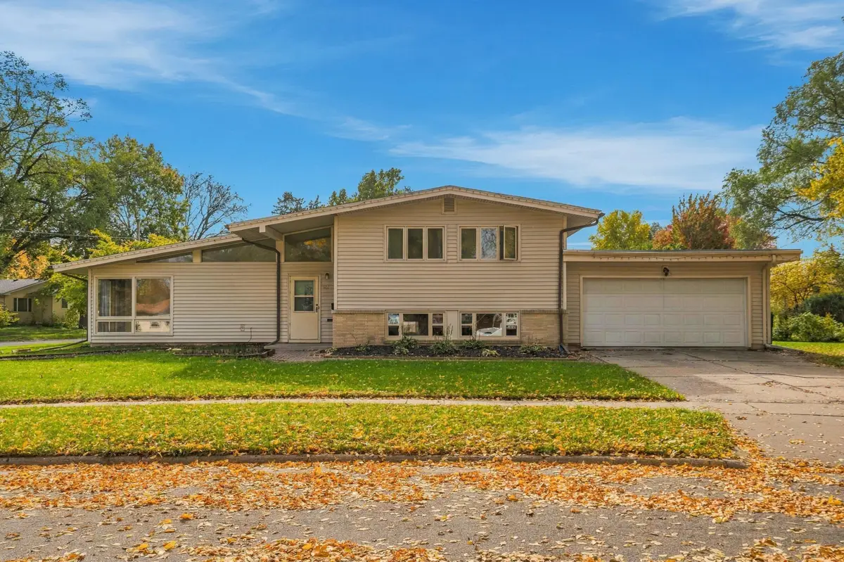 802 Hunziker Drive, Ames, IA 50010 - #1