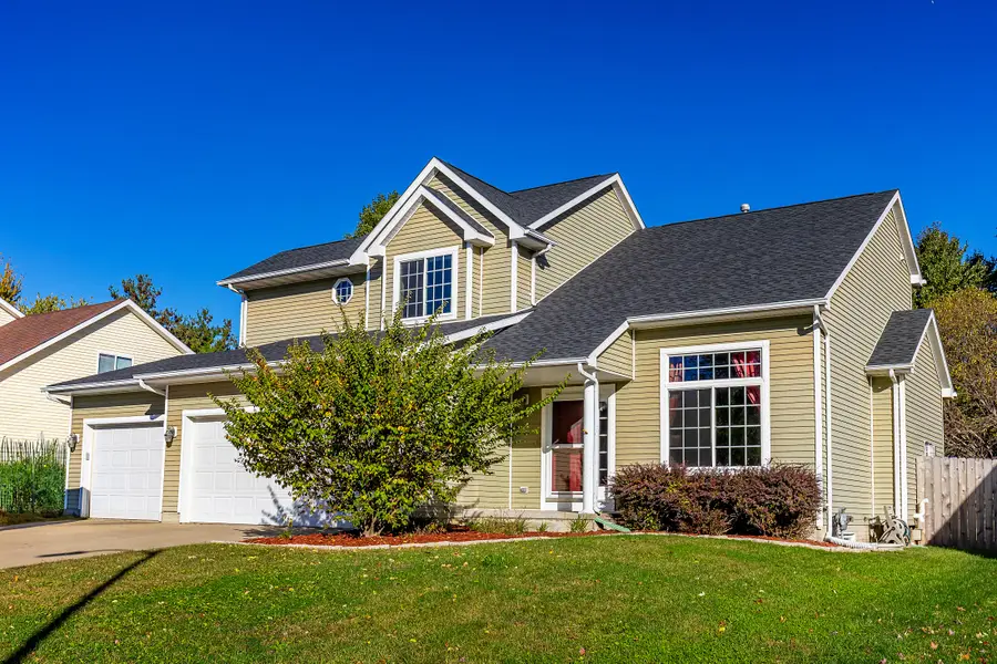 806 Edgewater Drive, Polk City, IA 50226 - #2
