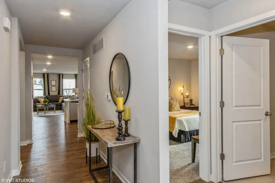 7806 Crossroads Drive Sw, Cedar Rapids, IA 52404 - Image #2